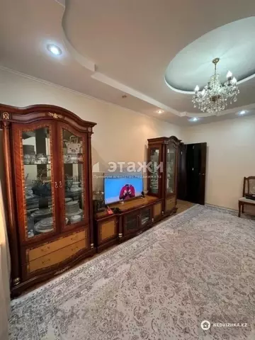 2-комнатная квартира, этаж 2 из 9, 52 м²