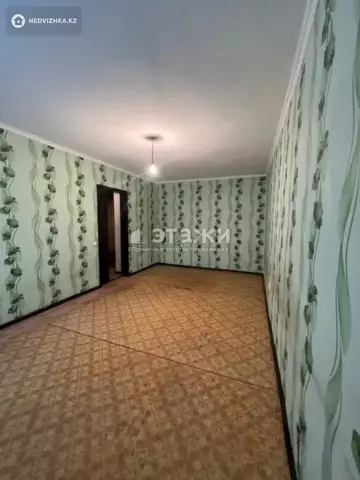 1-комнатная квартира, этаж 3 из 4, 30 м²