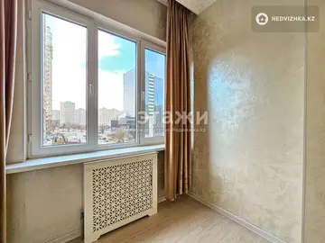 3-комнатная квартира, этаж 4 из 13, 73 м², на длительный срок