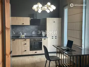 2-комнатная квартира, этаж 16 из 16, 64 м², на длительный срок