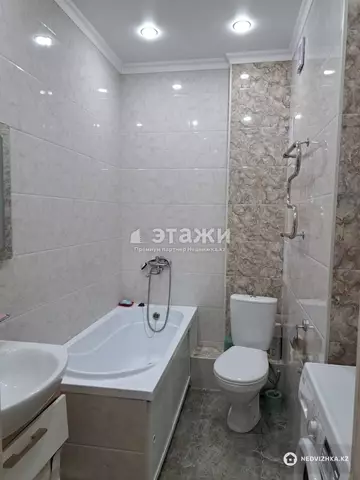 3-комнатная квартира, этаж 4 из 12, 52 м²