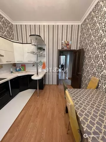 72 м², 2-комнатная квартира, этаж 2 из 12, 72 м², изображение - 4