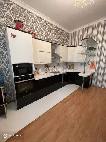 72 м², 2-комнатная квартира, этаж 2 из 12, 72 м², изображение - 6
