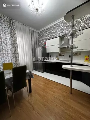 72 м², 2-комнатная квартира, этаж 2 из 12, 72 м², изображение - 15