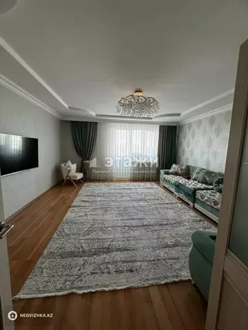 3-комнатная квартира, этаж 2 из 9, 96 м²