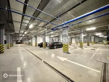 3-комнатная квартира, этаж 9 из 20, 106 м²