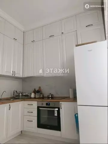 1-комнатная квартира, этаж 3 из 6, 42 м²