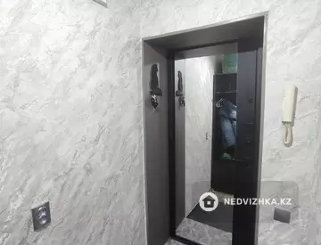 2-комнатная квартира, этаж 3 из 3, 40 м²
