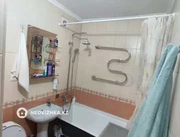 2-комнатная квартира, этаж 3 из 3, 40 м²