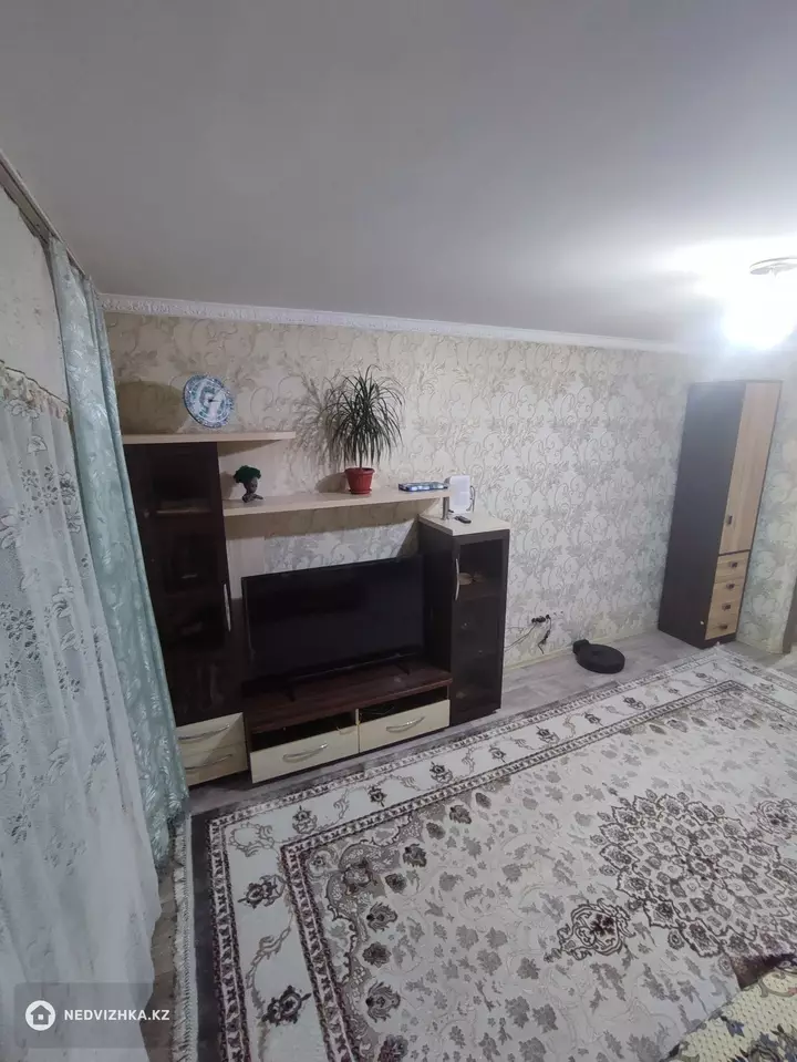 40.3 м², 2-комнатная квартира, этаж 3 из 3, 40 м², изображение - 1