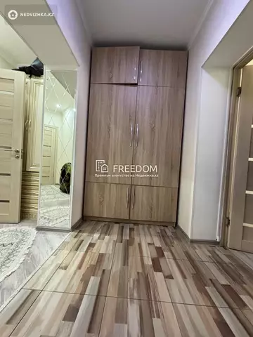2-комнатная квартира, этаж 4 из 6, 59 м²