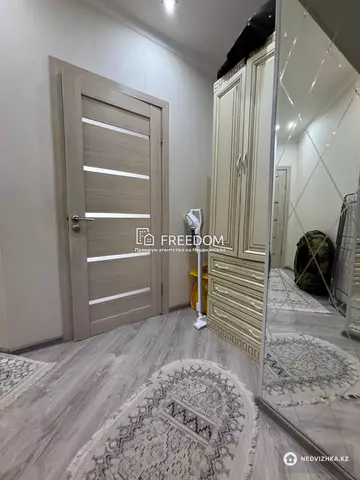 2-комнатная квартира, этаж 4 из 6, 59 м²
