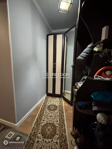 1-комнатная квартира, этаж 4 из 5, 40 м²