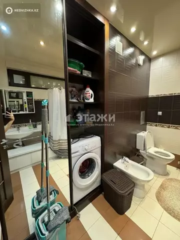 2-комнатная квартира, этаж 3 из 9, 65 м²