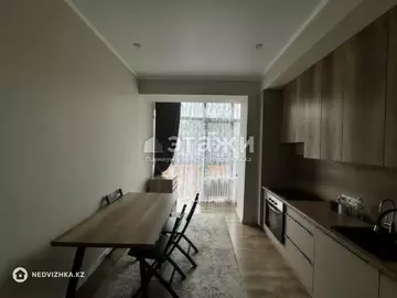 3-комнатная квартира, этаж 2 из 13, 80 м²