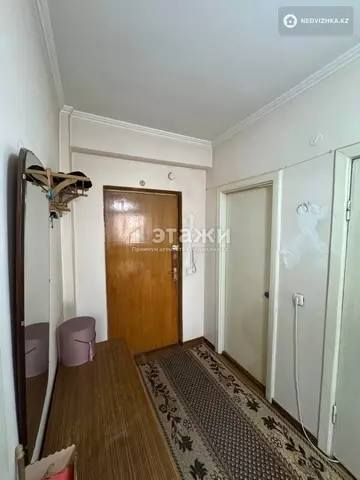 1-комнатная квартира, этаж 3 из 9, 52 м²