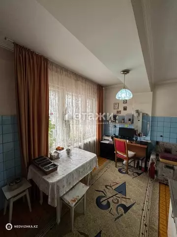 1-комнатная квартира, этаж 3 из 9, 52 м²