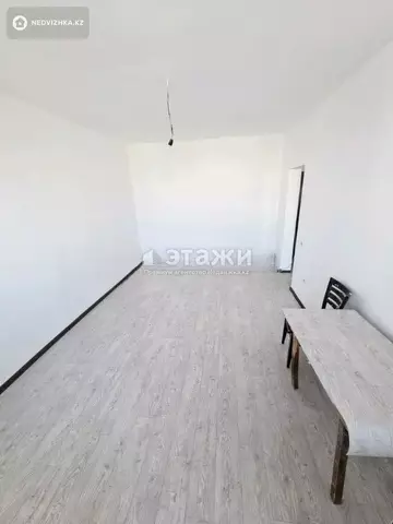 1-комнатная квартира, этаж 8 из 9, 40 м²