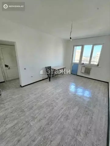 1-комнатная квартира, этаж 8 из 9, 40 м²