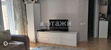 2-комнатная квартира, этаж 3 из 12, 53 м²