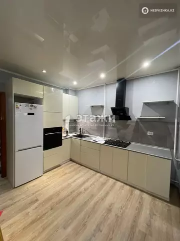 3-комнатная квартира, этаж 3 из 9, 72 м²