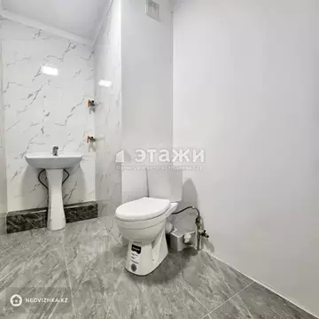 1-комнатная квартира, этаж 10 из 10, 40 м²