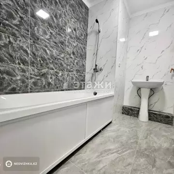 1-комнатная квартира, этаж 10 из 10, 40 м²