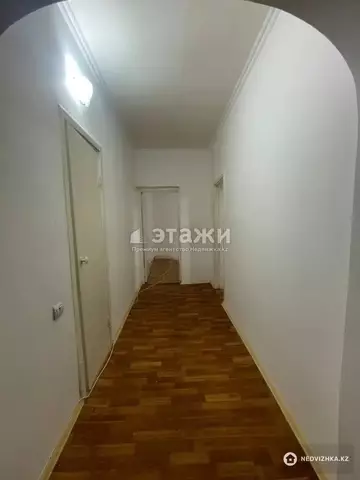 1-комнатная квартира, этаж 3 из 5, 46 м²