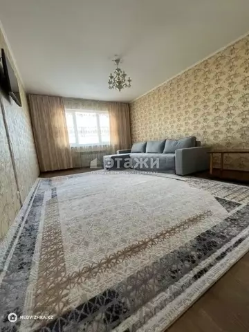 2-комнатная квартира, этаж 8 из 17, 66 м²