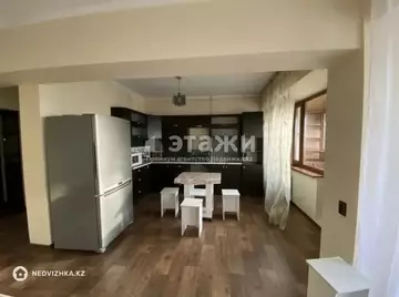 2-комнатная квартира, этаж 8 из 9, 64 м²