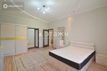 2-комнатная квартира, этаж 6 из 19, 100 м², на длительный срок