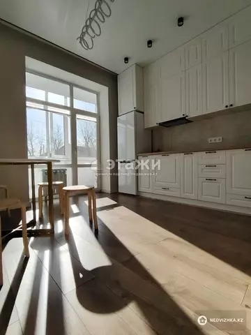 1-комнатная квартира, этаж 1 из 10, 41 м²