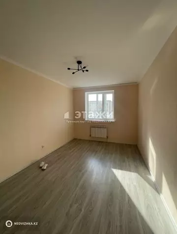 1-комнатная квартира, этаж 8 из 9, 40 м²