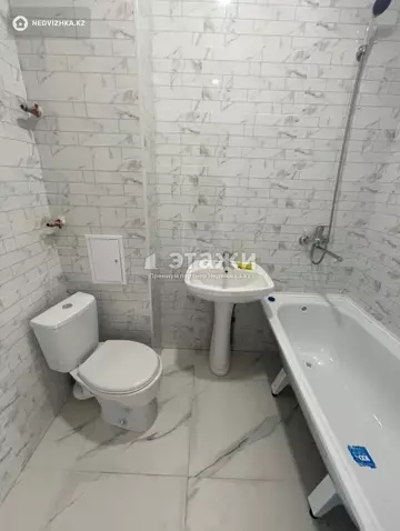 1-комнатная квартира, этаж 8 из 9, 40 м²