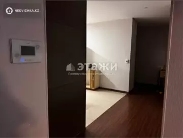 3-комнатная квартира, этаж 4 из 18, 120 м²
