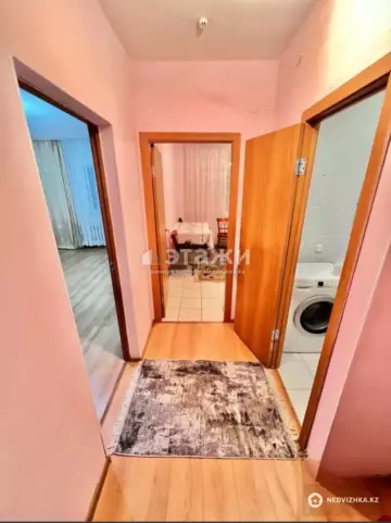 1-комнатная квартира, этаж 1 из 12, 38 м²