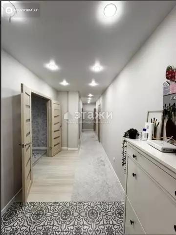 3-комнатная квартира, этаж 2 из 9, 94 м²