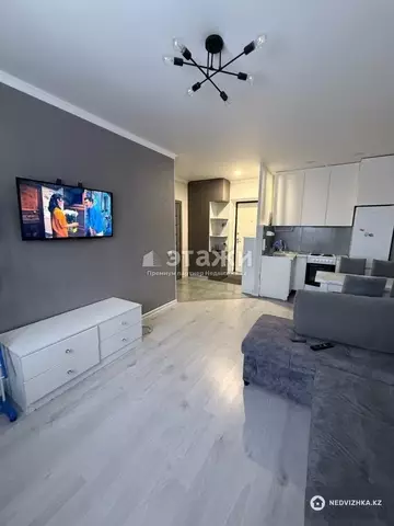 2-комнатная квартира, этаж 9 из 9, 39 м²