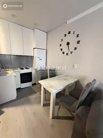 2-комнатная квартира, этаж 9 из 9, 39 м²