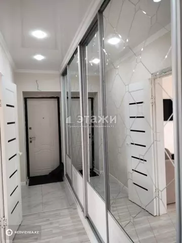 2-комнатная квартира, этаж 8 из 9, 53 м²