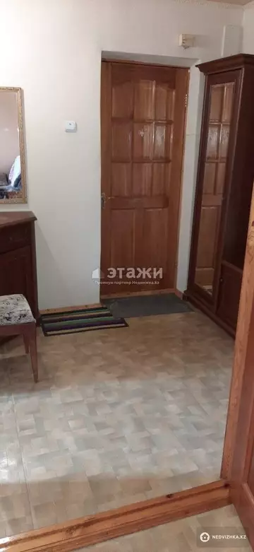 2-комнатная квартира, этаж 4 из 5, 52 м²