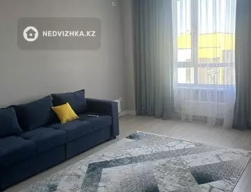 2-комнатная квартира, этаж 13 из 16, 70 м², на длительный срок