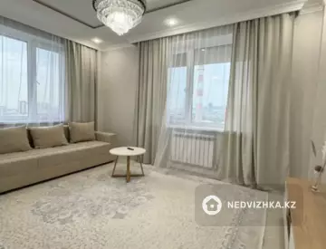 2-комнатная квартира, этаж 8 из 12, 80 м²