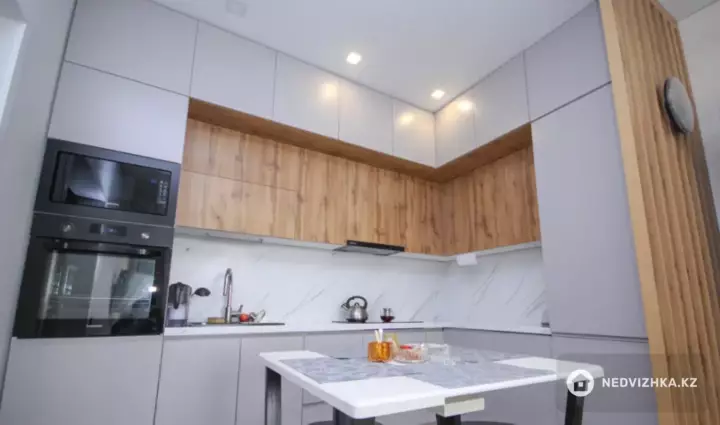 79.8 м², 2-комнатная квартира, этаж 6 из 12, 80 м², изображение - 1
