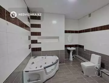 4-комнатная квартира, этаж 18 из 22