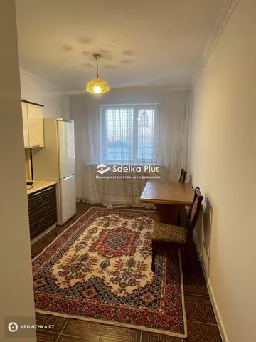5-комнатная квартира, этаж 3 из 5, 139 м²