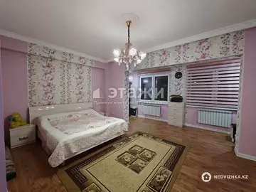 3-комнатная квартира, этаж 5 из 12, 112 м²