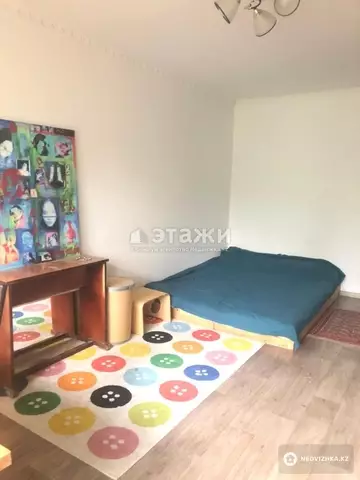 1-комнатная квартира, этаж 4 из 5, 32 м²