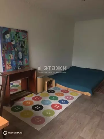 1-комнатная квартира, этаж 4 из 5, 32 м²