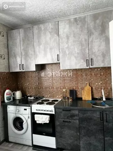 1-комнатная квартира, этаж 3 из 12, 36 м²